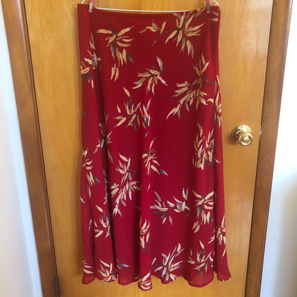 Red Floral Print Skirt - Size 1X